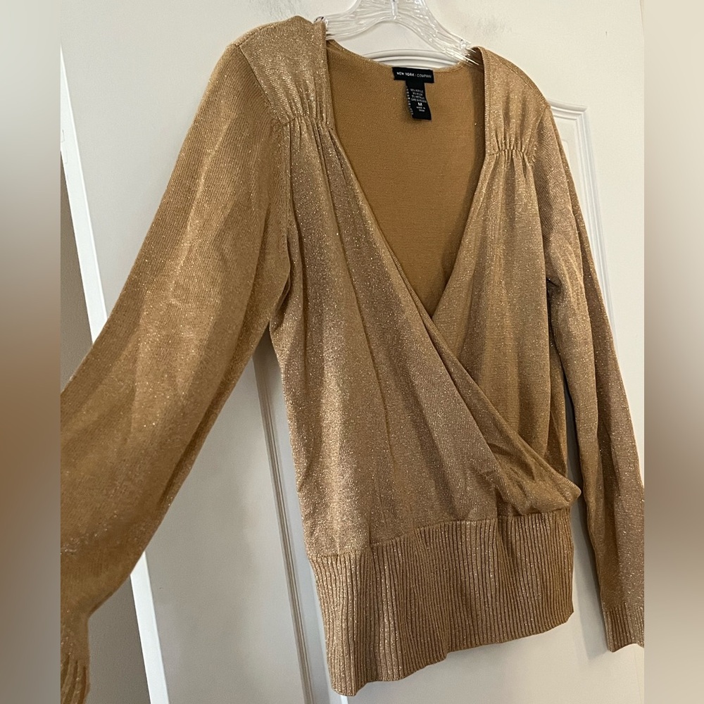 New York & Company Gold Metallic Wrap Blouse Sweater Women’s size medium - Picture 8 of 16